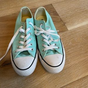 Women’s Converse